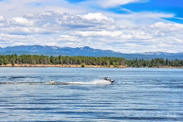 $579,000 | 790 Discovery Drive, Donnelly, ID 83615