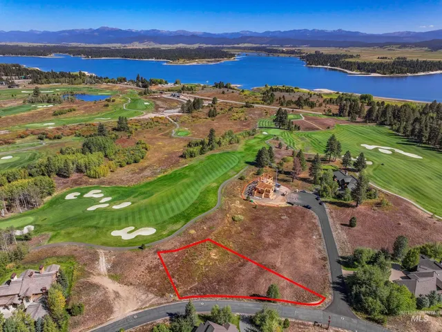 $579,000 | 790 Discovery Drive, Donnelly, ID 83615