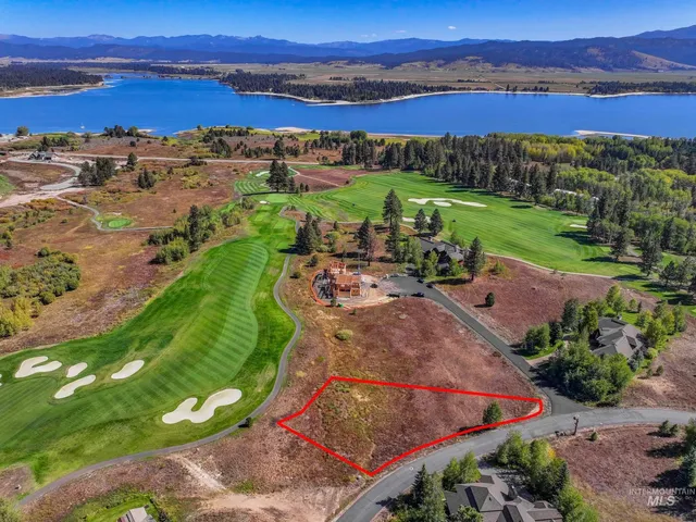 $579,000 | 790 Discovery Drive, Donnelly, ID 83615