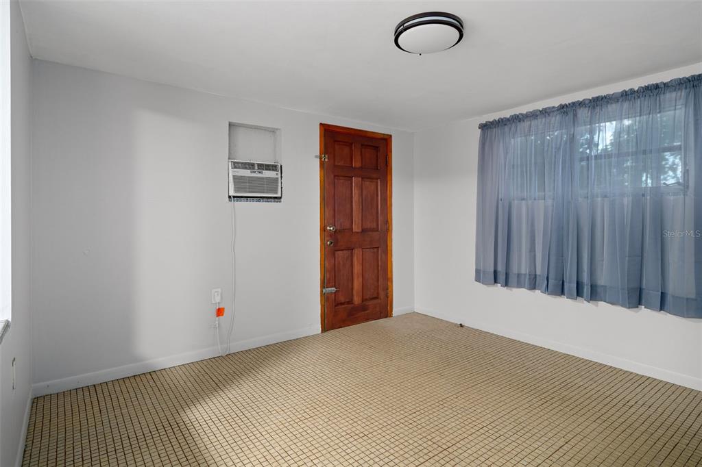 6006 Axelrod Road Tampa, FL 33634 - Photo 29 of 40 Dining Room