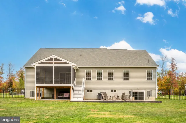 $810,000 | 151 Moffett Lane, Fredericksburg, VA 22406