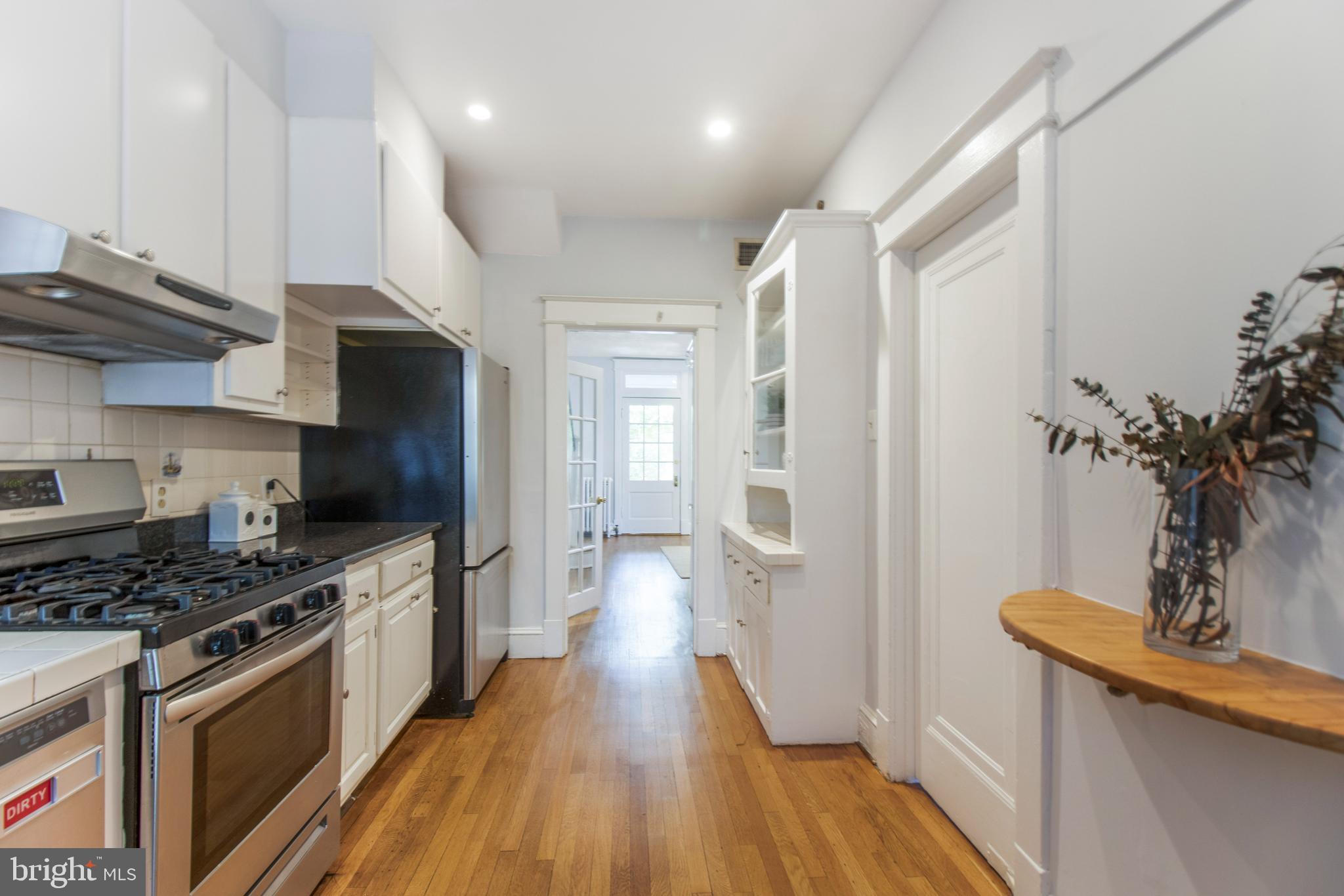 3833 Fulton Street Northwest Washington, DC 20007 - Photo 23 of 79