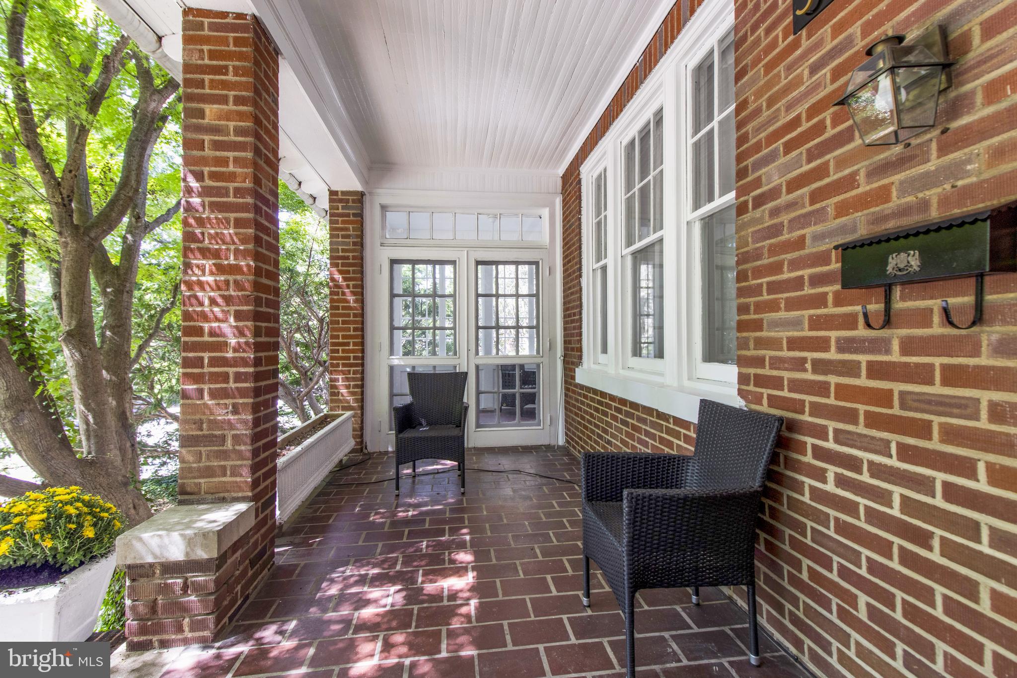 3833 Fulton Street Northwest Washington, DC 20007 - Photo 5 of 79