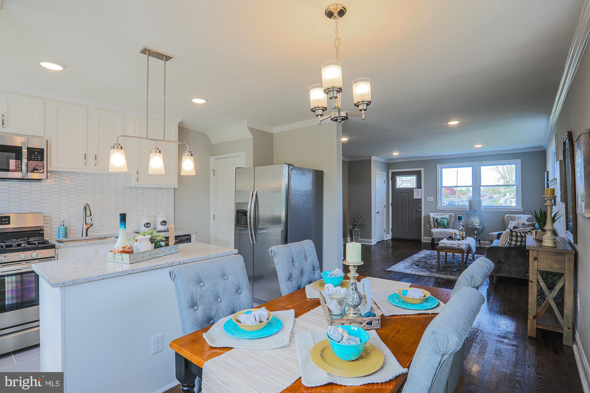 8226 Kavanagh Road Baltimore, MD 21222 - Photo 10 of 31 Dining room