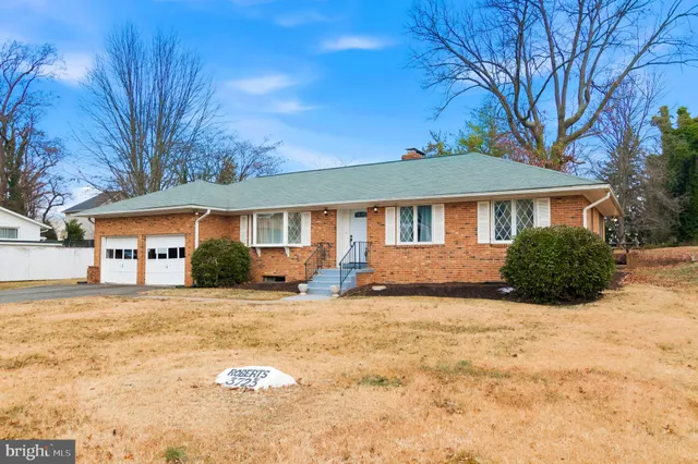 $730,000 | 3723 Munson Road, Falls Church, VA 22041