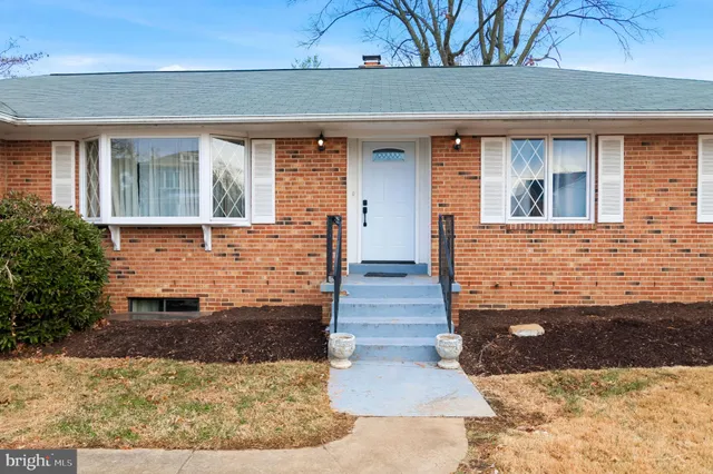 $730,000 | 3723 Munson Road, Falls Church, VA 22041