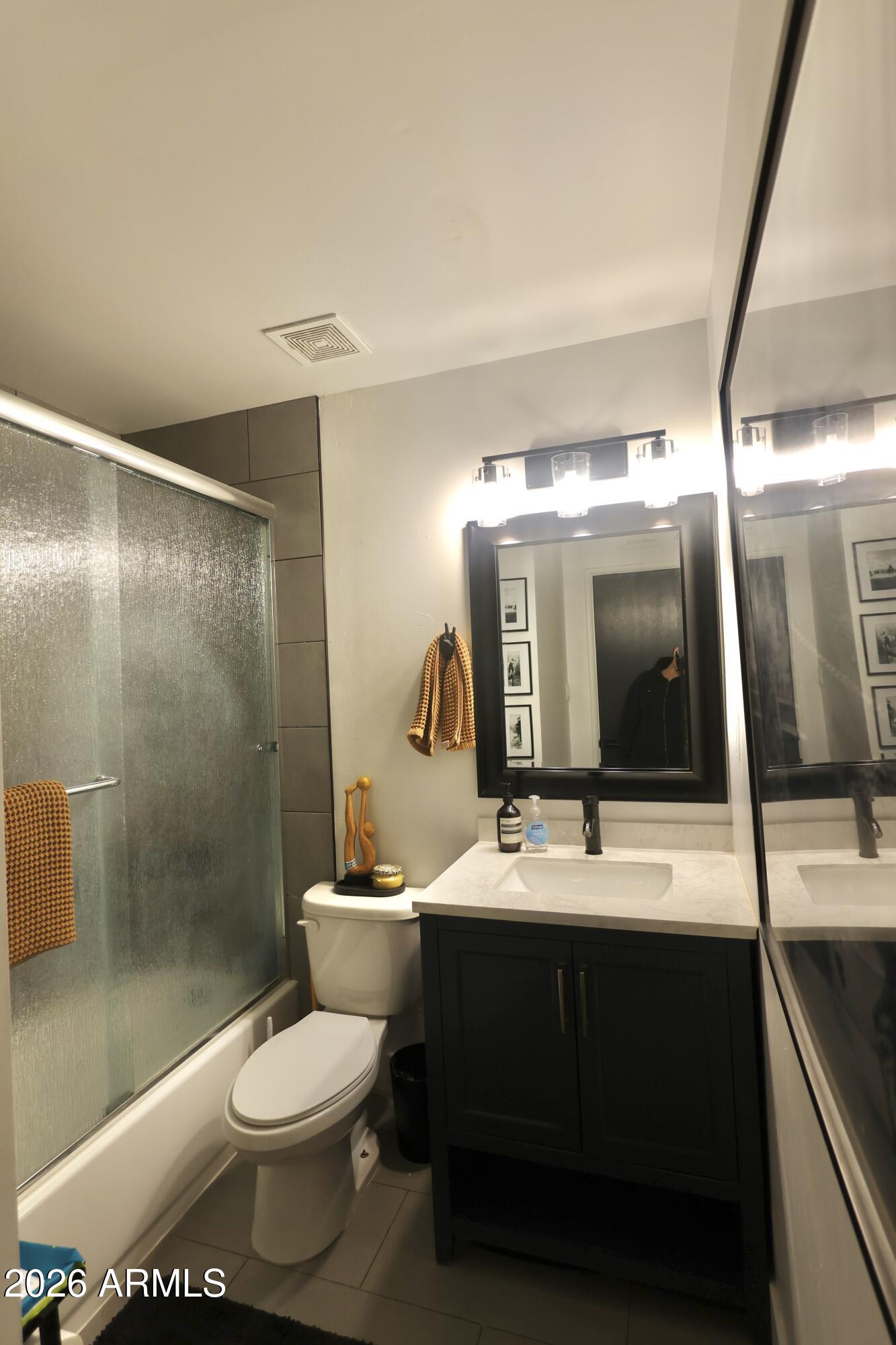 1011 West Elna Rae Street Tempe, AZ 85281 - Photo 12 of 32 IMG_4567