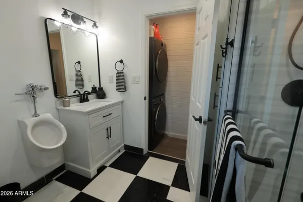 $3,700 | 1011 West Elna Rae Street, Tempe, AZ 85281