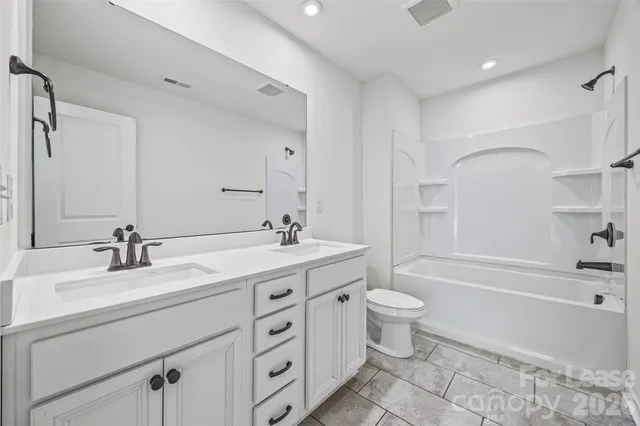 $2,600 | 5811 Fenway Drive, Charlotte, NC 28273