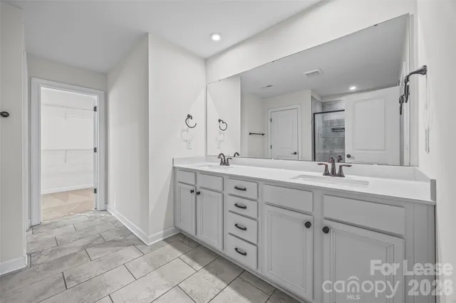 $2,600 | 5811 Fenway Drive, Charlotte, NC 28273