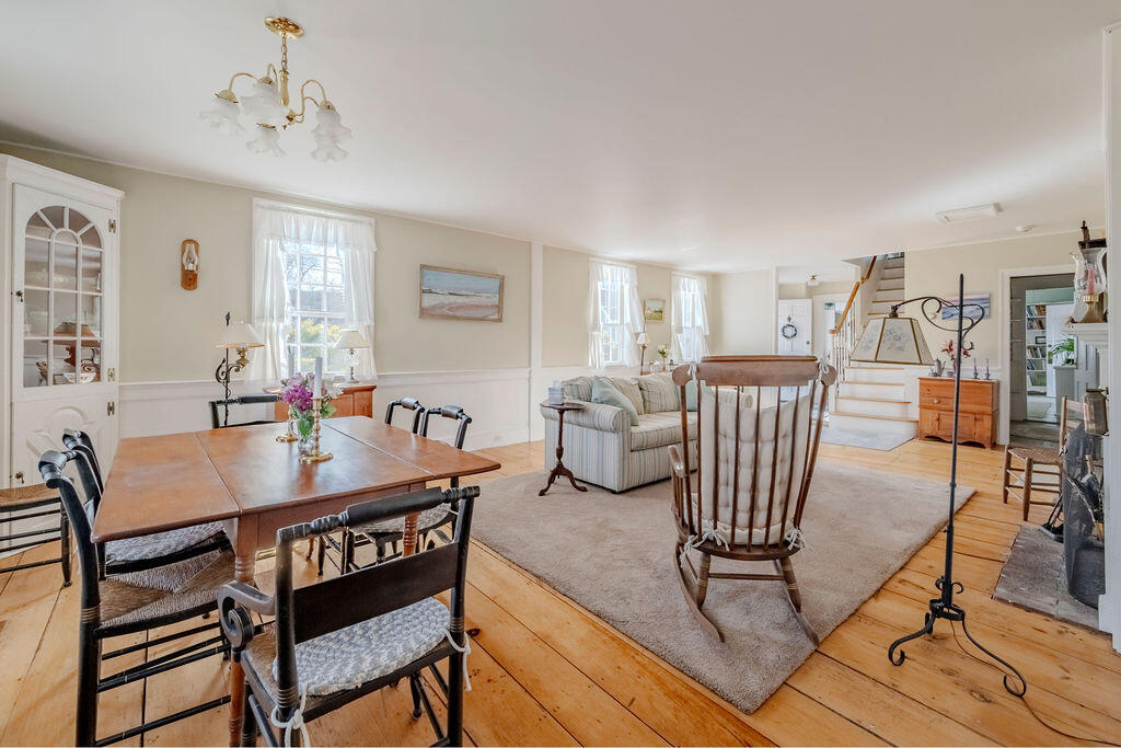 16 Shore Road Truro, MA 02666 - Photo 9 of 70 Living Area, Main House