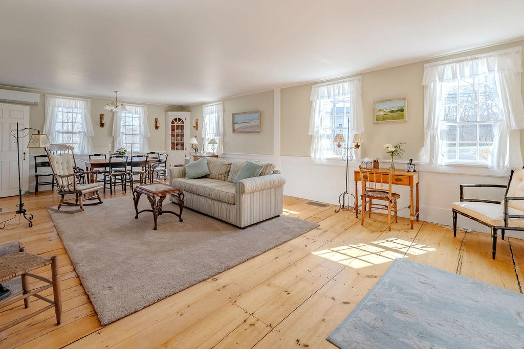 16 Shore Road Truro, MA 02666 - Photo 10 of 70 16_Shore_DR-8