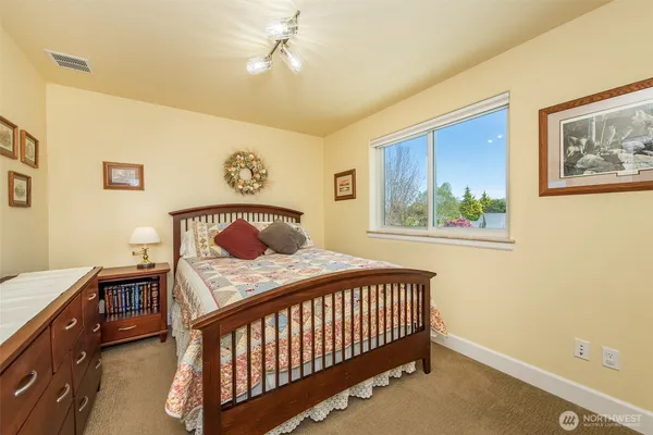 $985,000 | 141 Pheasant Run Drive, Sequim, WA 98382