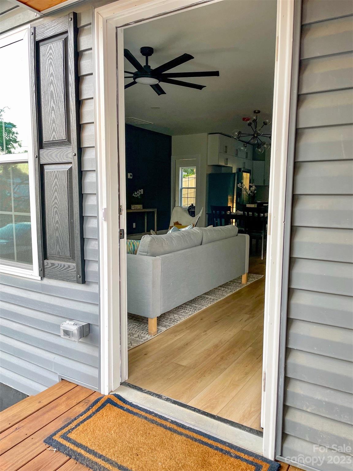 324 South Rhyne Street Gastonia, NC 28054 - Photo 8 of 11 a view of a living room