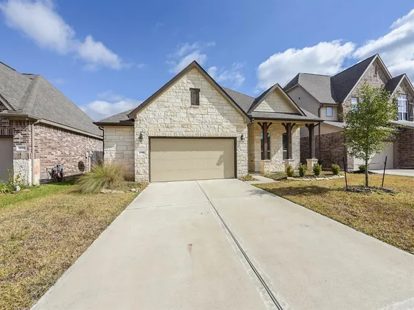 $2,750 | 21918 Avalon Queen Drive, Spring, TX 77379