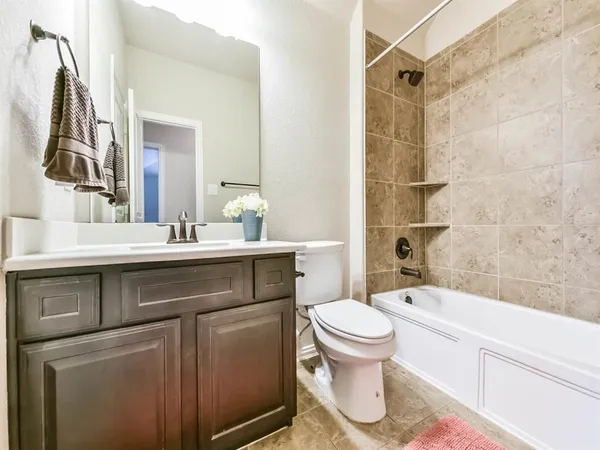 $2,750 | 21918 Avalon Queen Drive, Spring, TX 77379