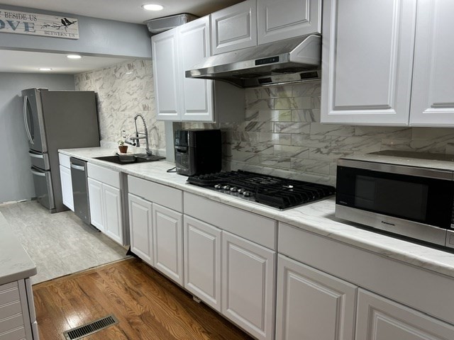 289 Burnham Road Lowell, MA 01852 - Photo 9 of 22