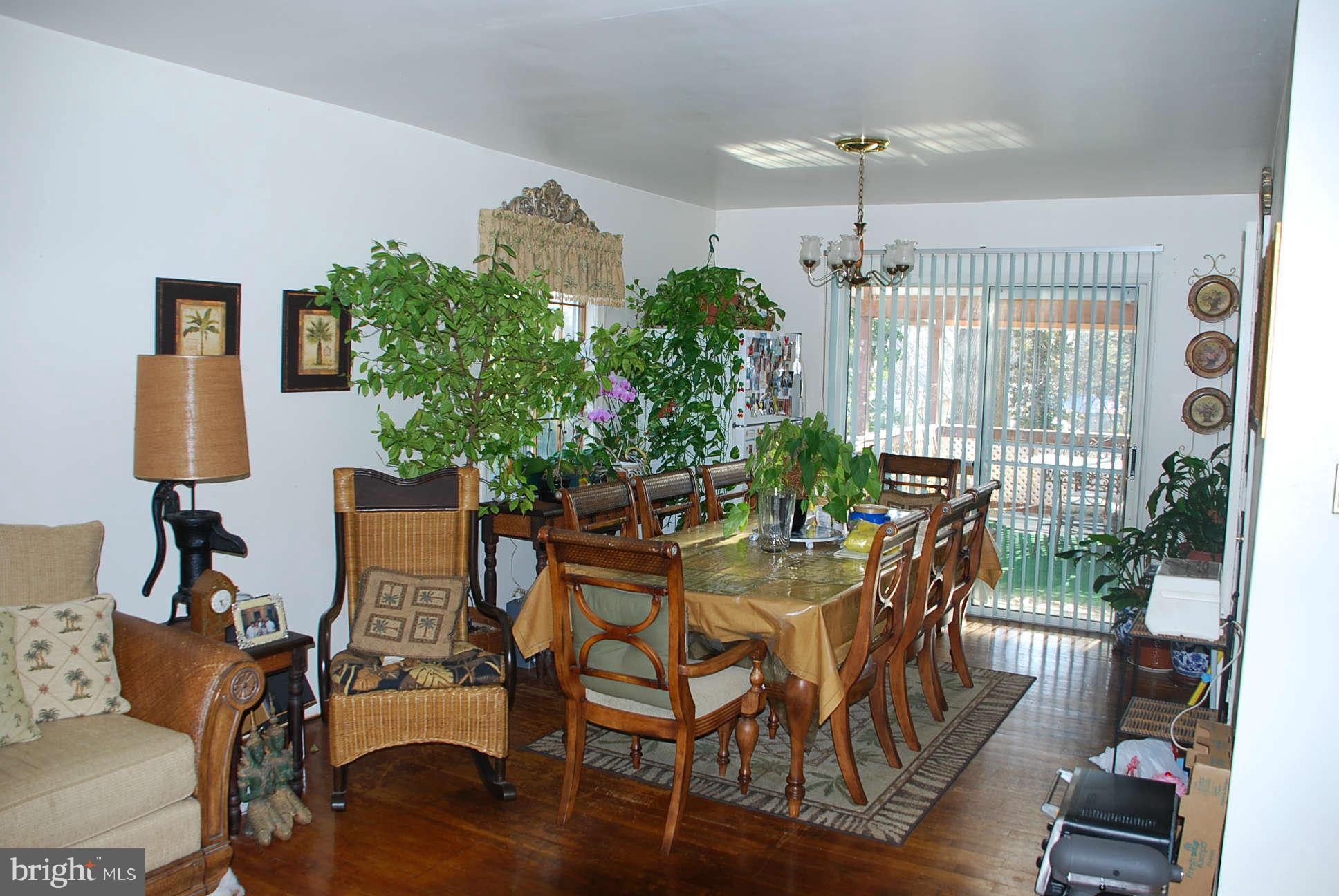3607 Old Post Road Fairfax, VA 22030 - Photo 2 of 8 Interior (General)