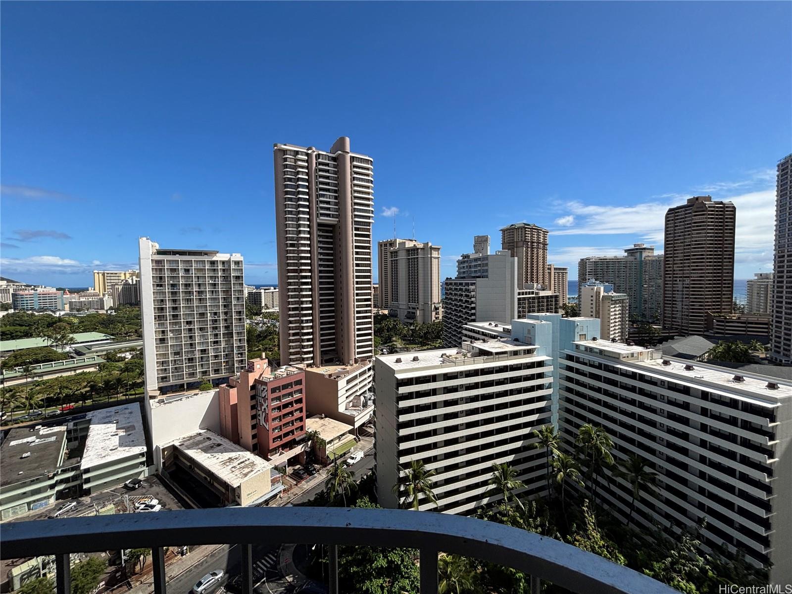 469 Ena Road, Unit 2104 Honolulu, HI 96815 - Photo 5 of 24
