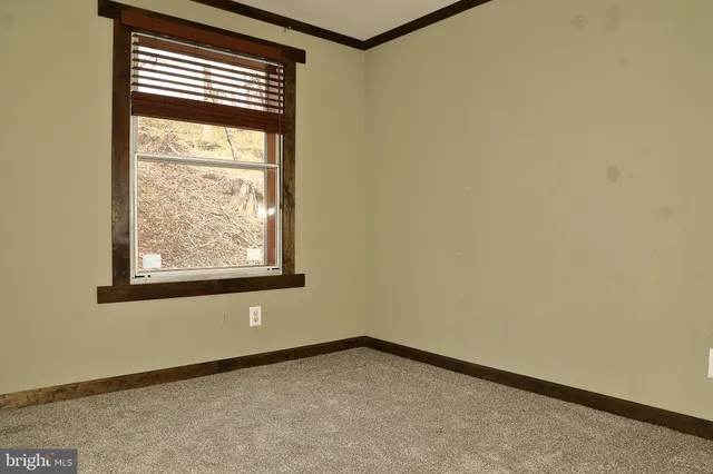 $70,000 | 699 Lilac Drive, New Providence, PA 17560