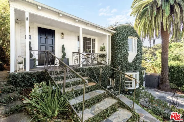 $1,975,000 | 3339 Bennett Drive, Los Angeles, CA 90068
