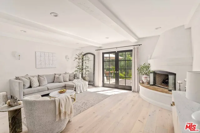 $1,975,000 | 3339 Bennett Drive, Los Angeles, CA 90068