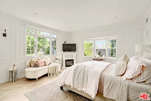 $1,975,000 | 3339 Bennett Drive, Los Angeles, CA 90068