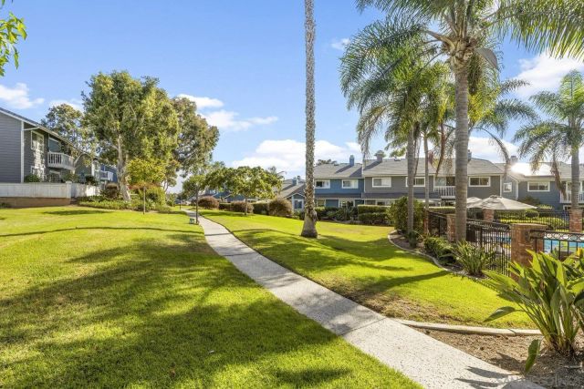 $960,000 | 694 Summer View Circle, Encinitas, CA 92024