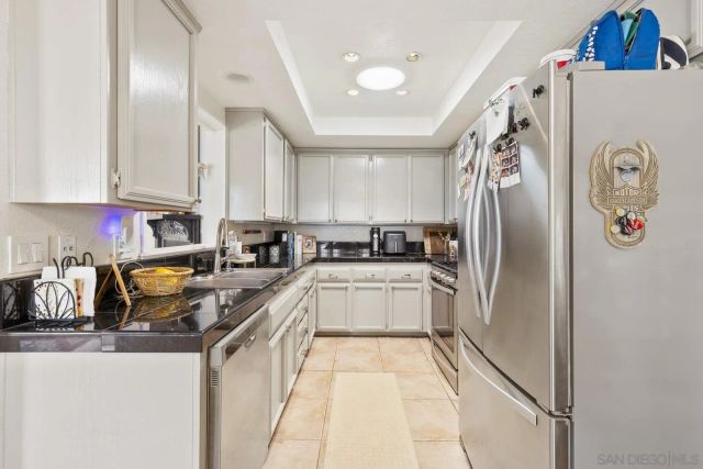 $960,000 | 694 Summer View Circle, Encinitas, CA 92024