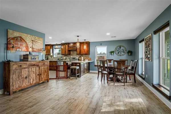 $455,000 | 141 Thomas Lane, Lake Charles, LA 70607