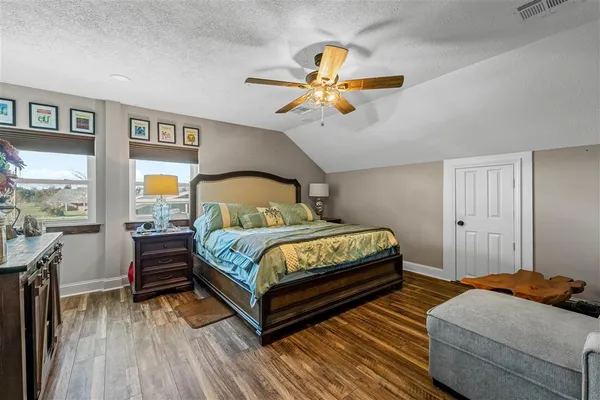 $455,000 | 141 Thomas Lane, Lake Charles, LA 70607