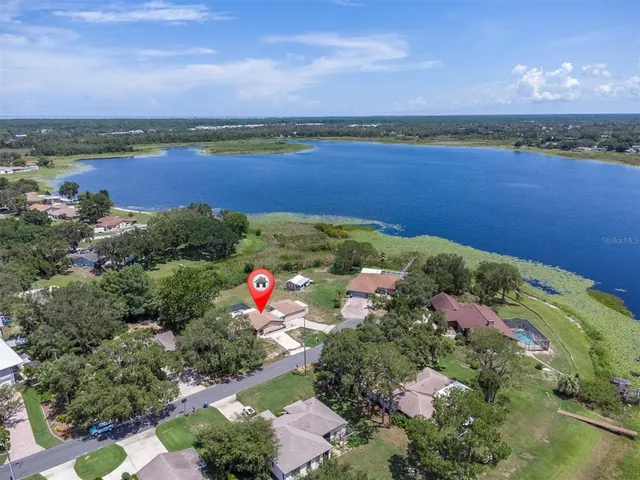$320,000 | 271 Eastpoint Court, Spring Hill, FL 34606