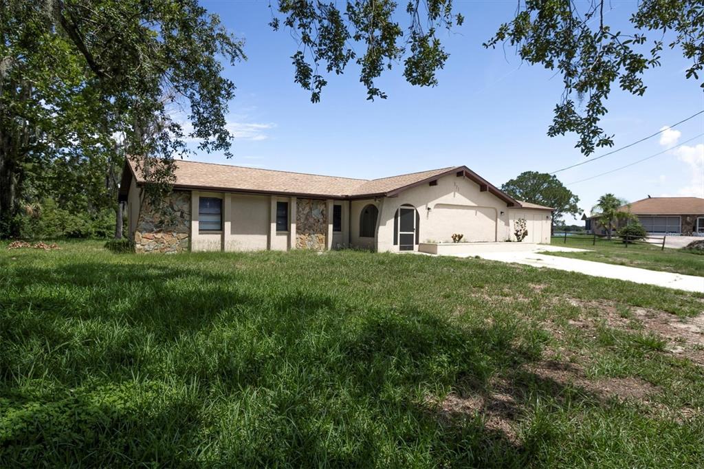 271 Eastpoint Court Spring Hill, FL 34606 - Photo 2 of 51