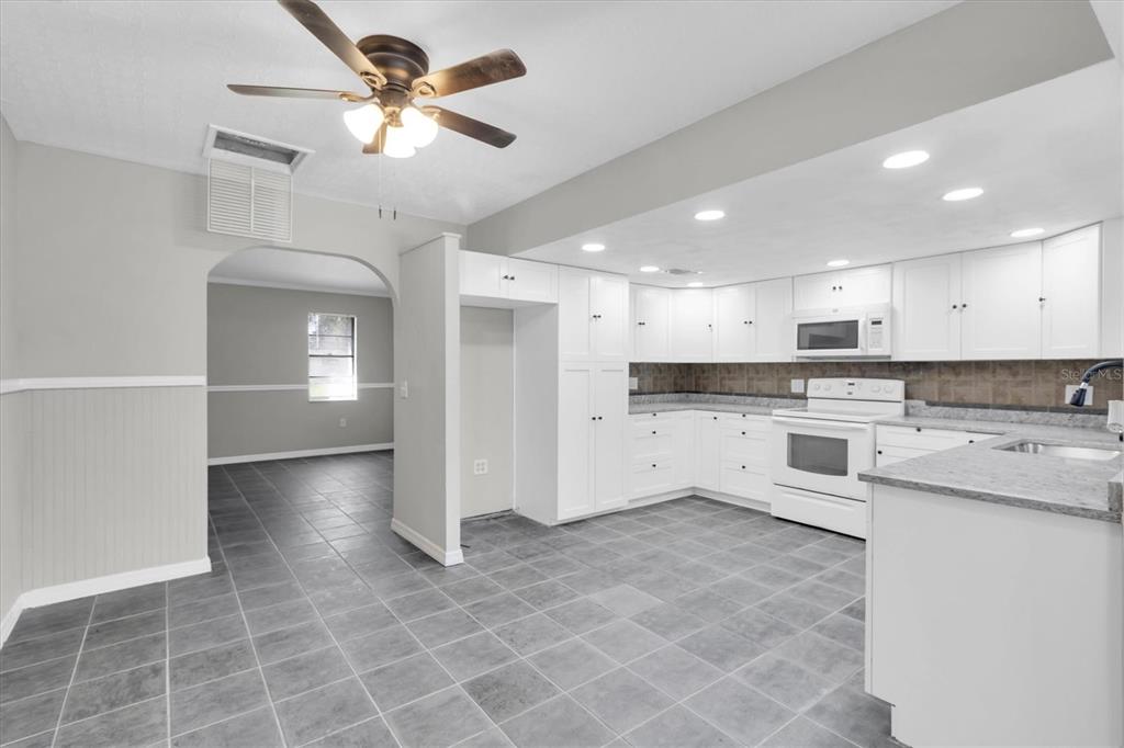 271 Eastpoint Court Spring Hill, FL 34606 - Photo 8 of 51