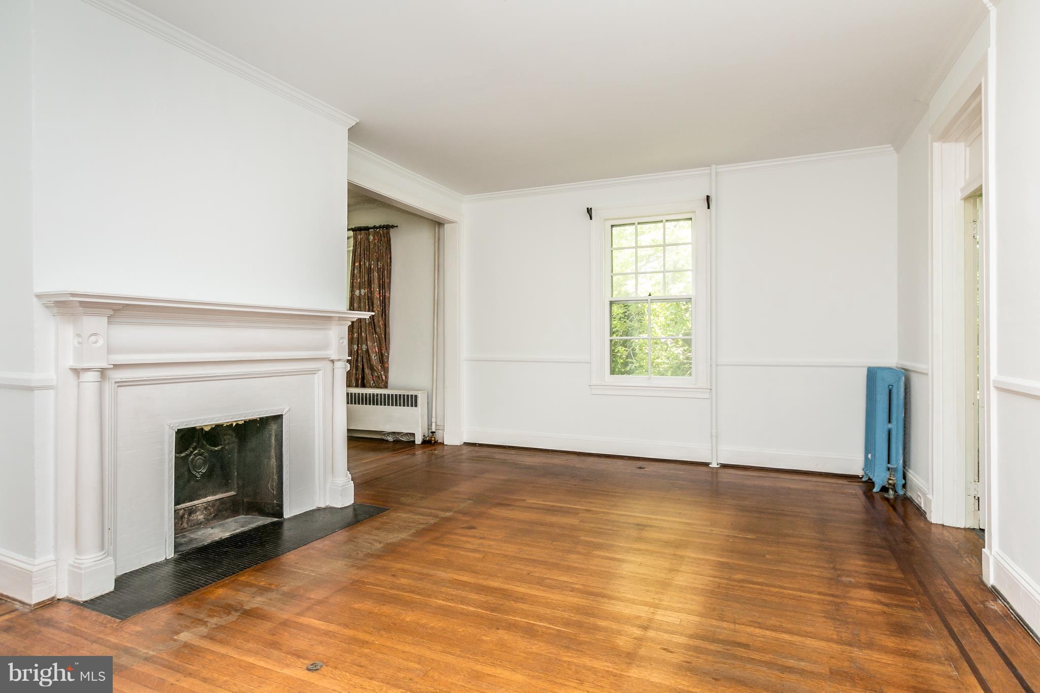 6014 Terrace Road Baltimore, MD 21209 - Photo 8 of 30 Dining Room