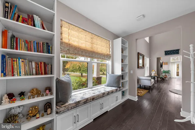 $969,000 | 36 Dogleg Lane, Trenton, NJ 08648