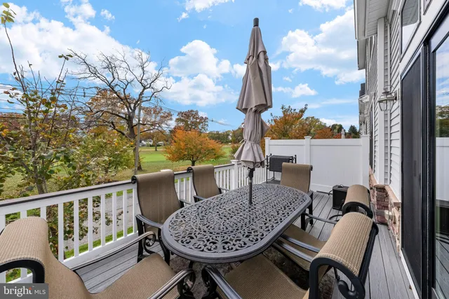 $969,000 | 36 Dogleg Lane, Trenton, NJ 08648