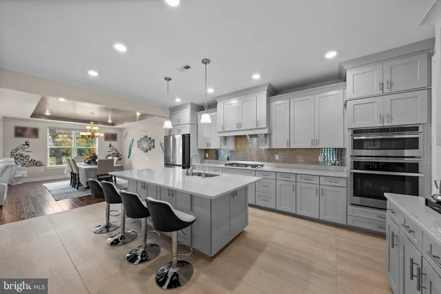 $969,000 | 36 Dogleg Lane, Trenton, NJ 08648