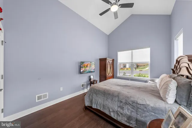 $969,000 | 36 Dogleg Lane, Trenton, NJ 08648