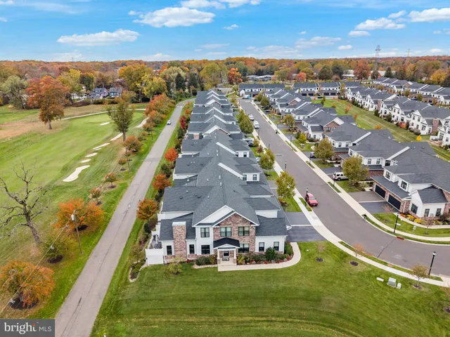 $969,000 | 36 Dogleg Lane, Trenton, NJ 08648