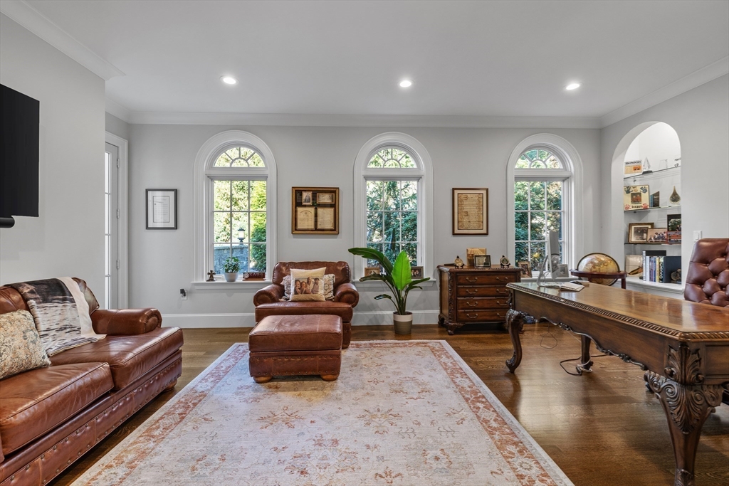 37 Radcliff Road Newton, MA 02468 - Photo 18 of 40 a living room with furniture and a large window