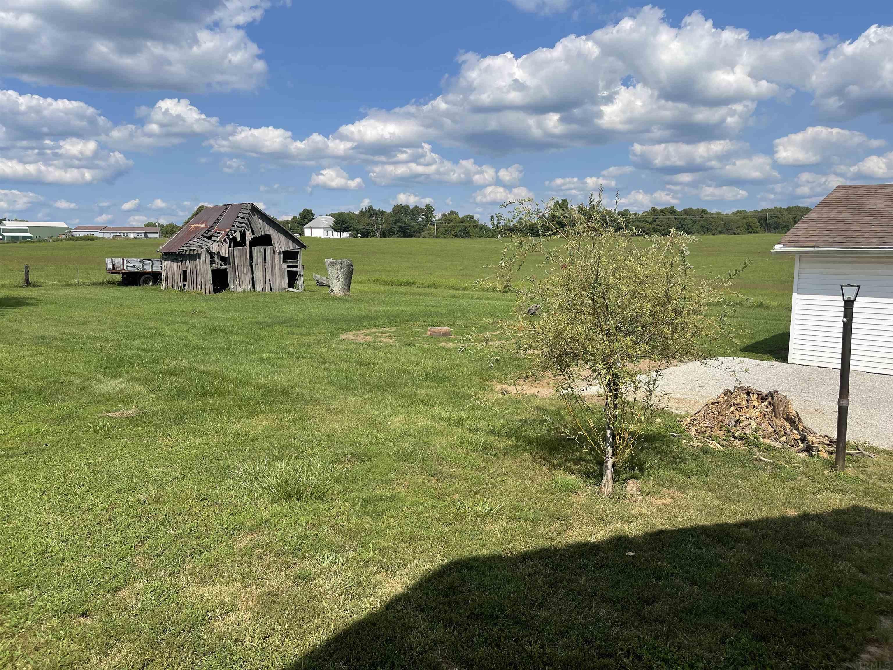 6470 West Rock East Road Bloomington, IN 47403 - Photo 2 of 17 Gallery Image 2