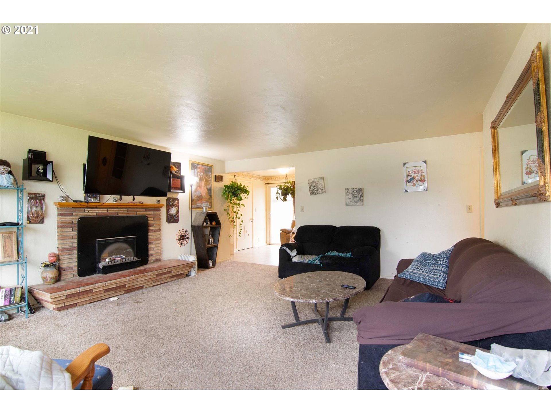 455 Irving Road Eugene, OR 97404 - Photo 8 of 17 Gallery Image 8