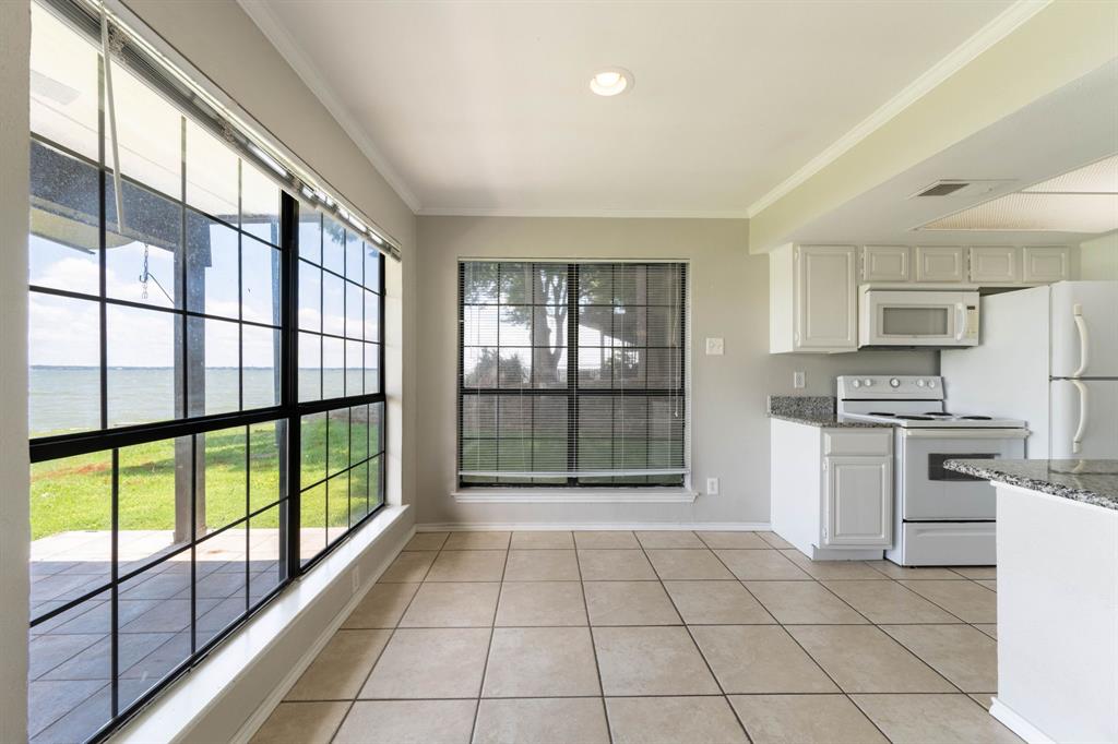 4552 Chaha Road, Unit 106 Garland, TX 75043 - Photo 8 of 19