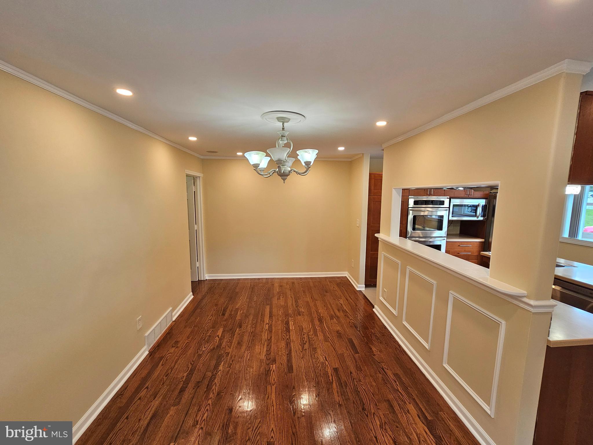 686 Renz Street Philadelphia, PA 19128 - Photo 5 of 33 Gallery Image 5