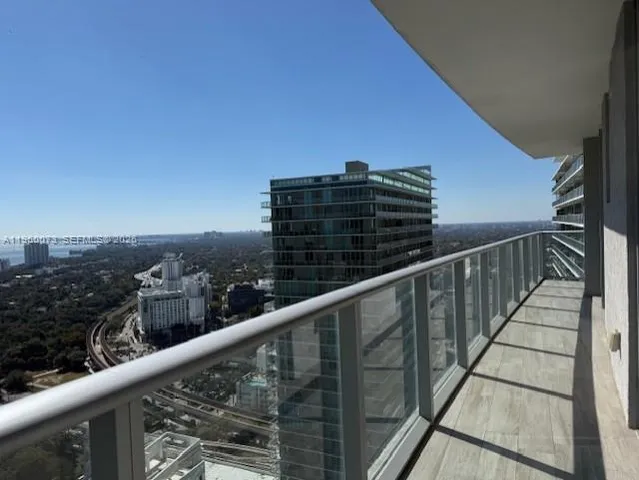 $3,500 | 1100 South Miami Avenue, Unit 3504, Miami, FL 33130