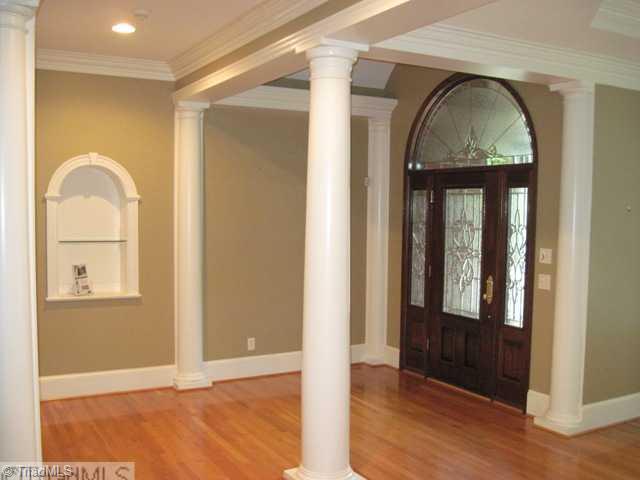 4417 Bent Tree Farm Road Winston-Salem, NC 27106 - Photo 3 of 16 Entry. Foyer