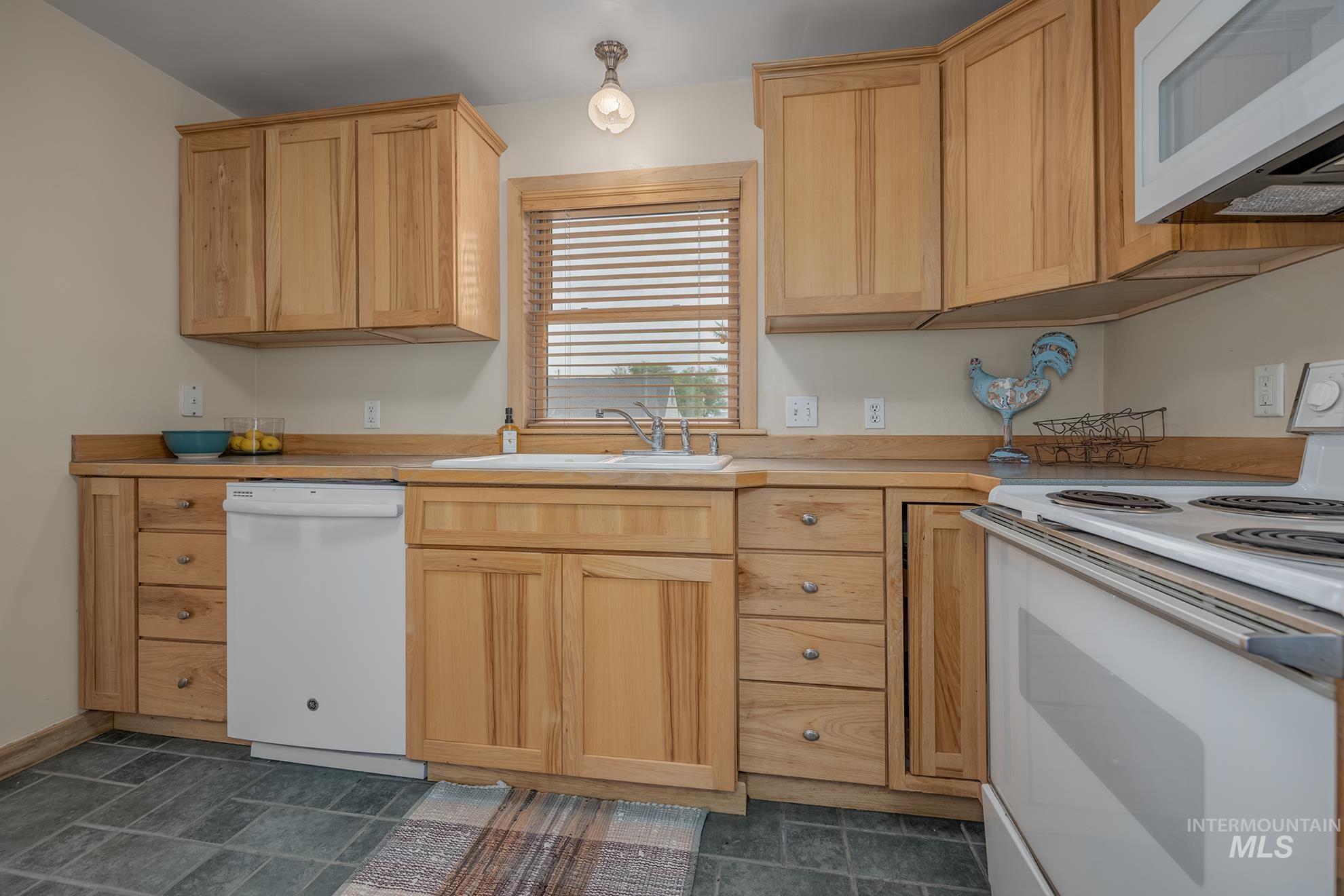 526 Clark Street South Vale, OR 97918 - Photo 12 of 44