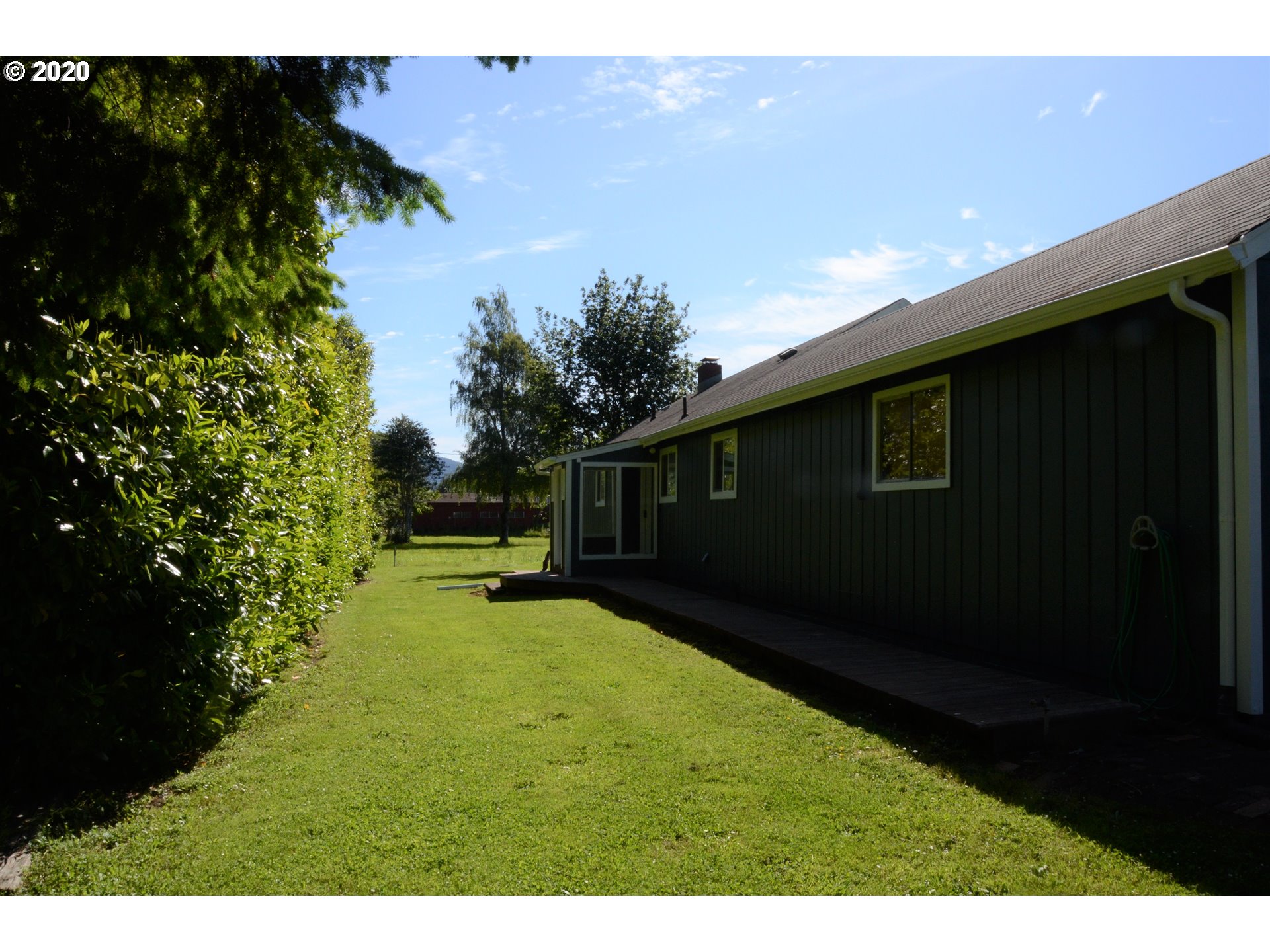 8040 Highway 126 Florence, OR 97439 - Photo 19 of 27