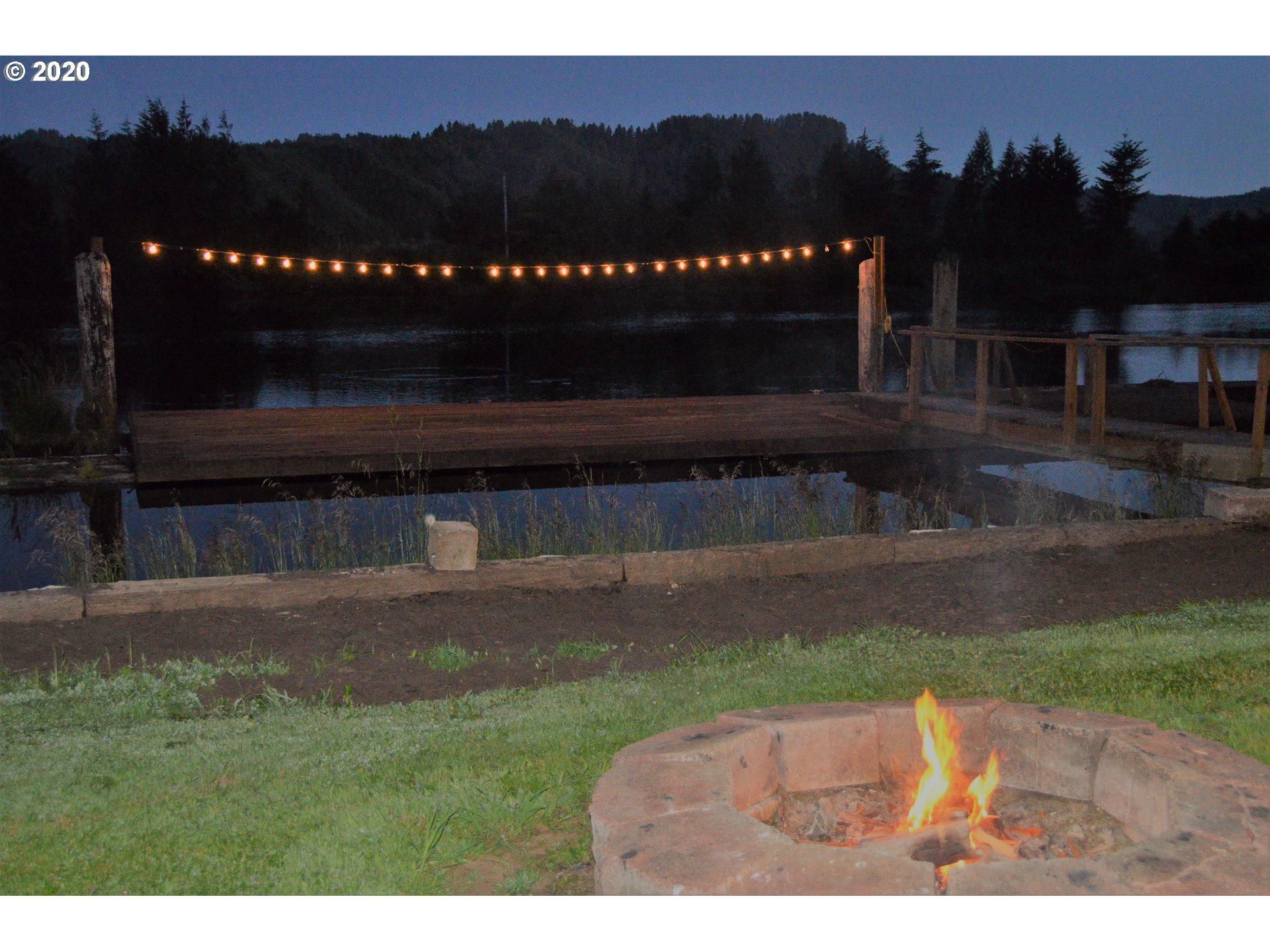 8040 Highway 126 Florence, OR 97439 - Photo 25 of 27